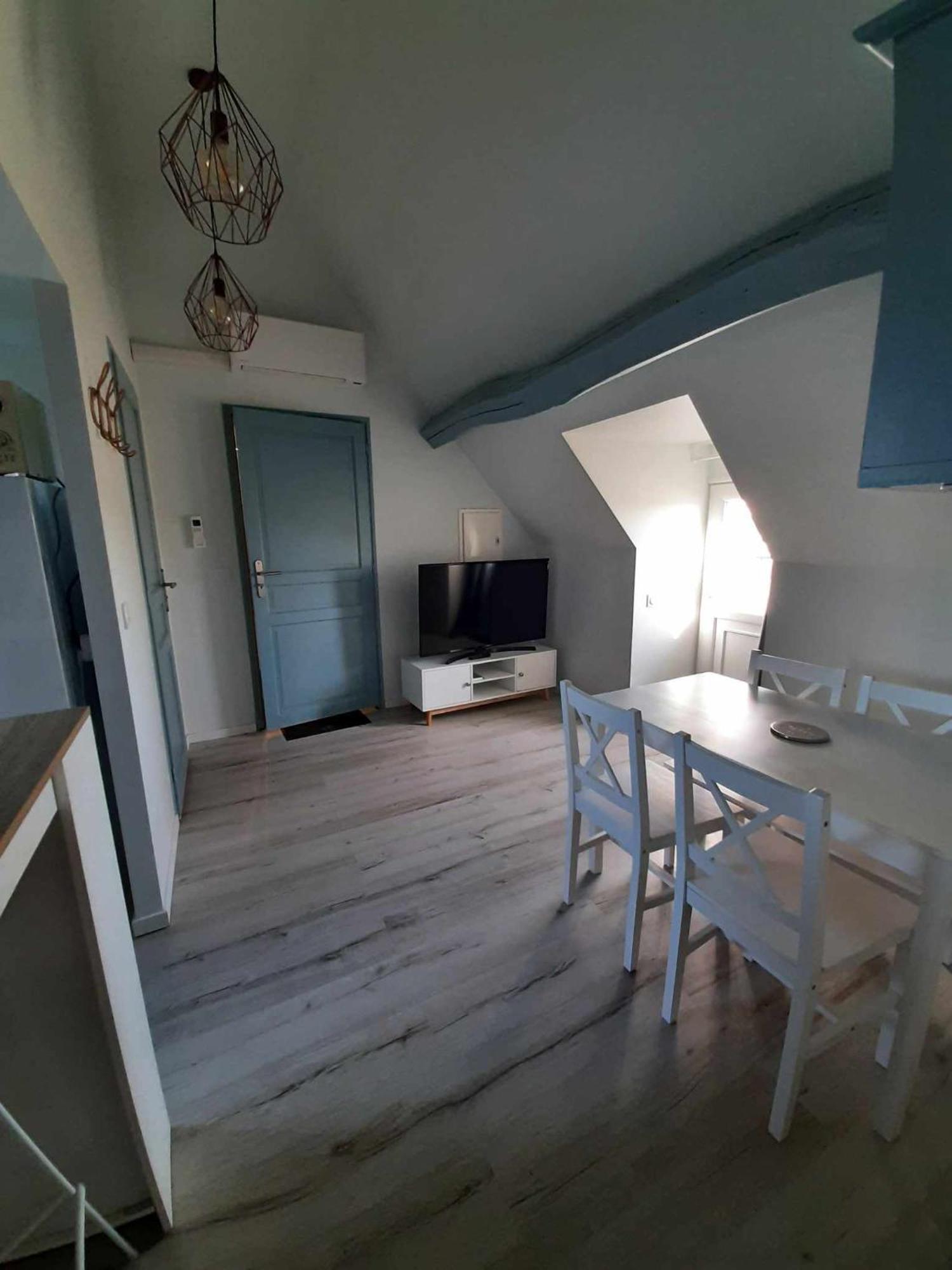 Gite De Charme, Grand Confort Marolles-sous-Lignieres エクステリア 写真